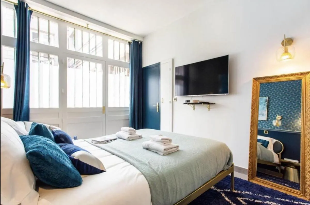 Charming 2Br # Grands Boulevards Paris 0*,  França