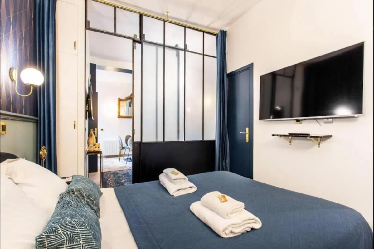 Charming 2Br # Grands Boulevards パリ フランス