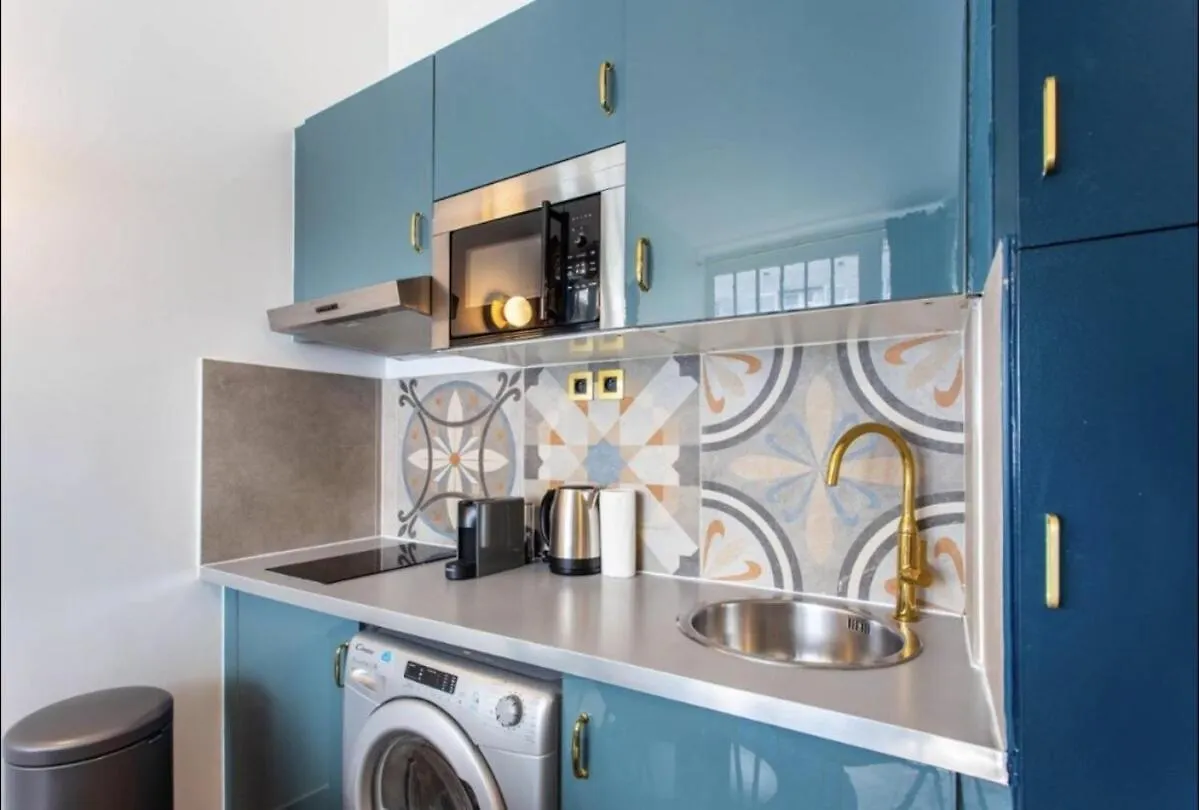 Charming 2Br # Grands Boulevards パリ
